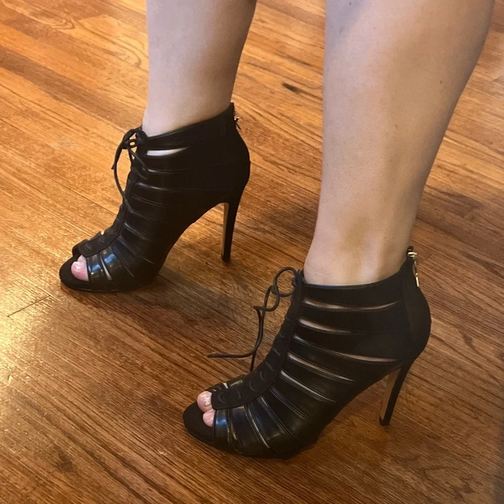 Kardashian Kollection Heels Size 7.5